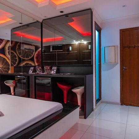 Motel Fantasy 2 (Adults Only) Contagem Buitenkant foto