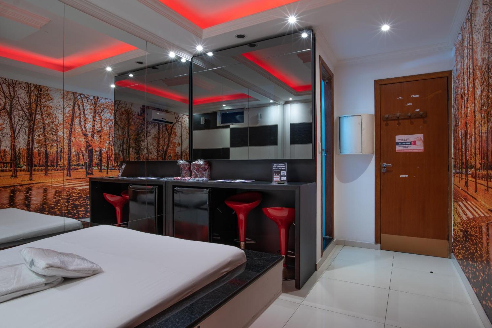 Motel Fantasy 2 (Adults Only) Contagem Buitenkant foto