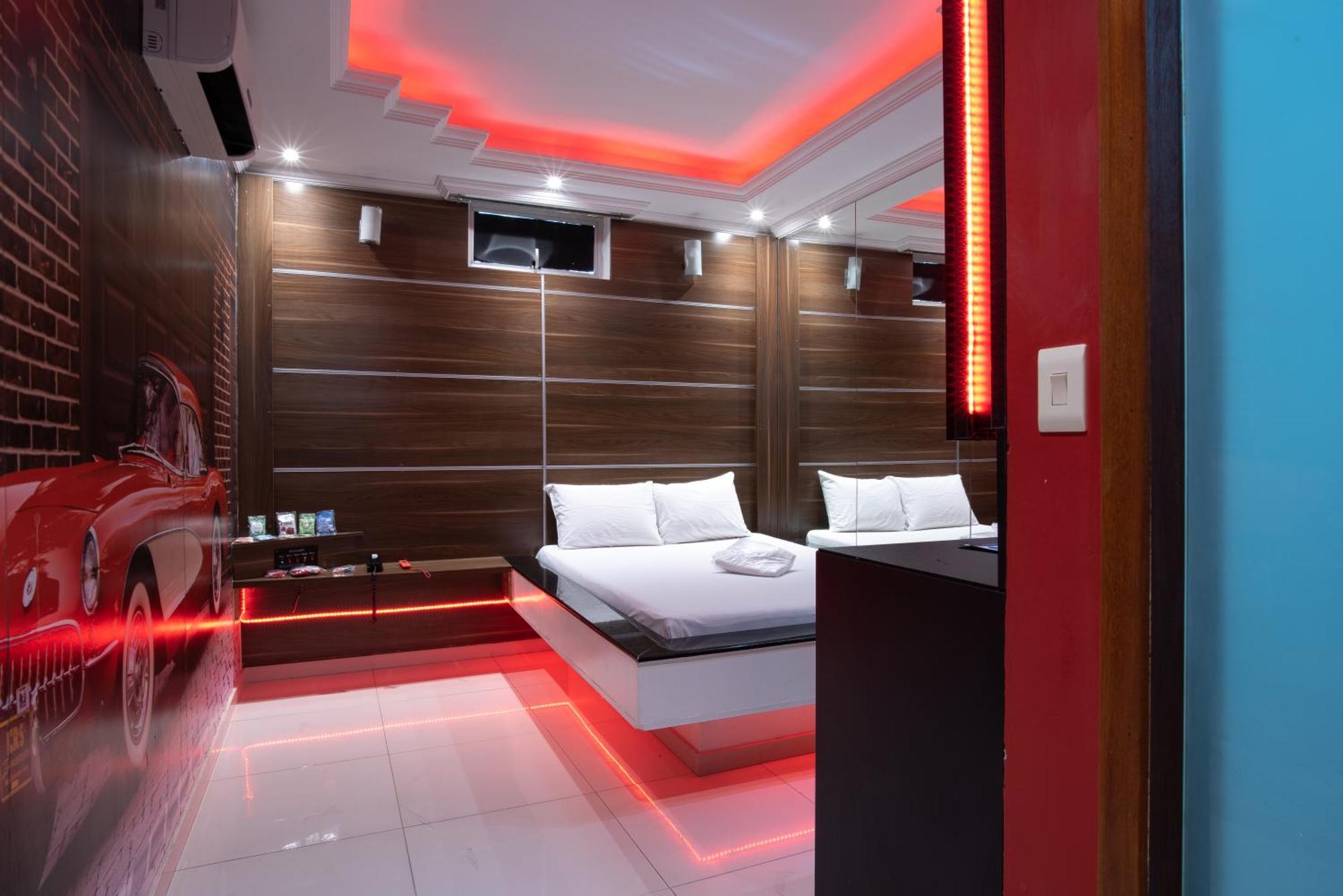 Motel Fantasy 2 (Adults Only) Contagem Buitenkant foto