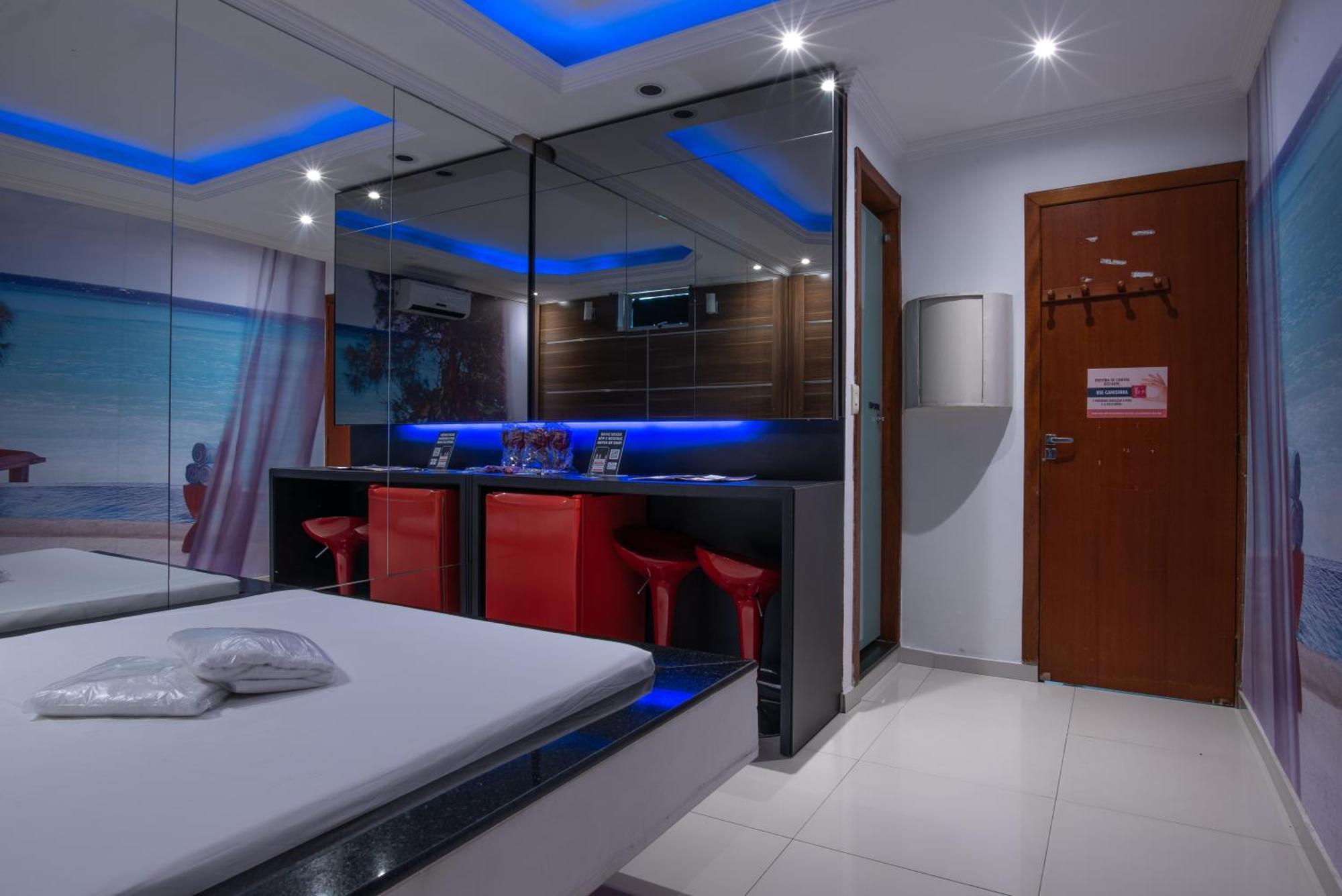 Motel Fantasy 2 (Adults Only) Contagem Buitenkant foto