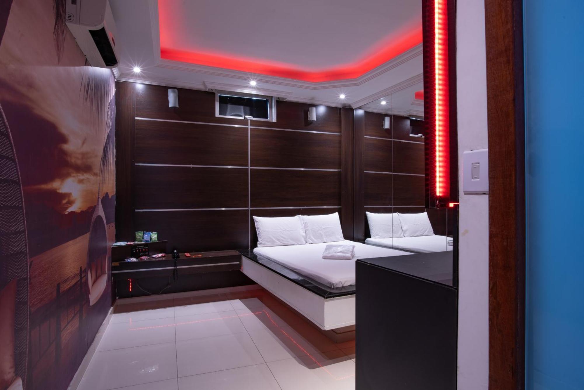 Motel Fantasy 2 (Adults Only) Contagem Buitenkant foto
