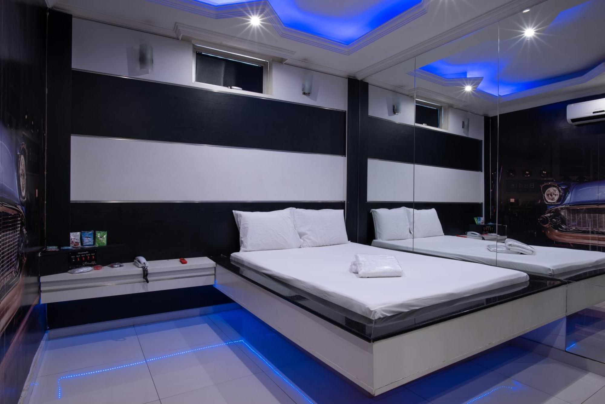 Motel Fantasy 2 (Adults Only) Contagem Buitenkant foto