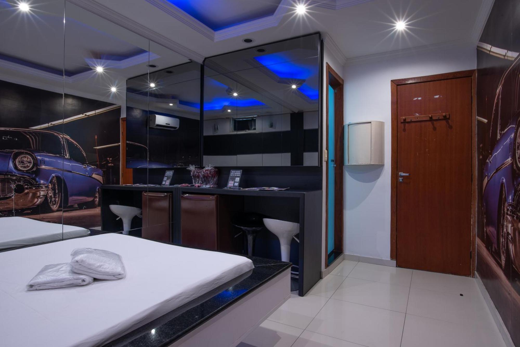 Motel Fantasy 2 (Adults Only) Contagem Buitenkant foto
