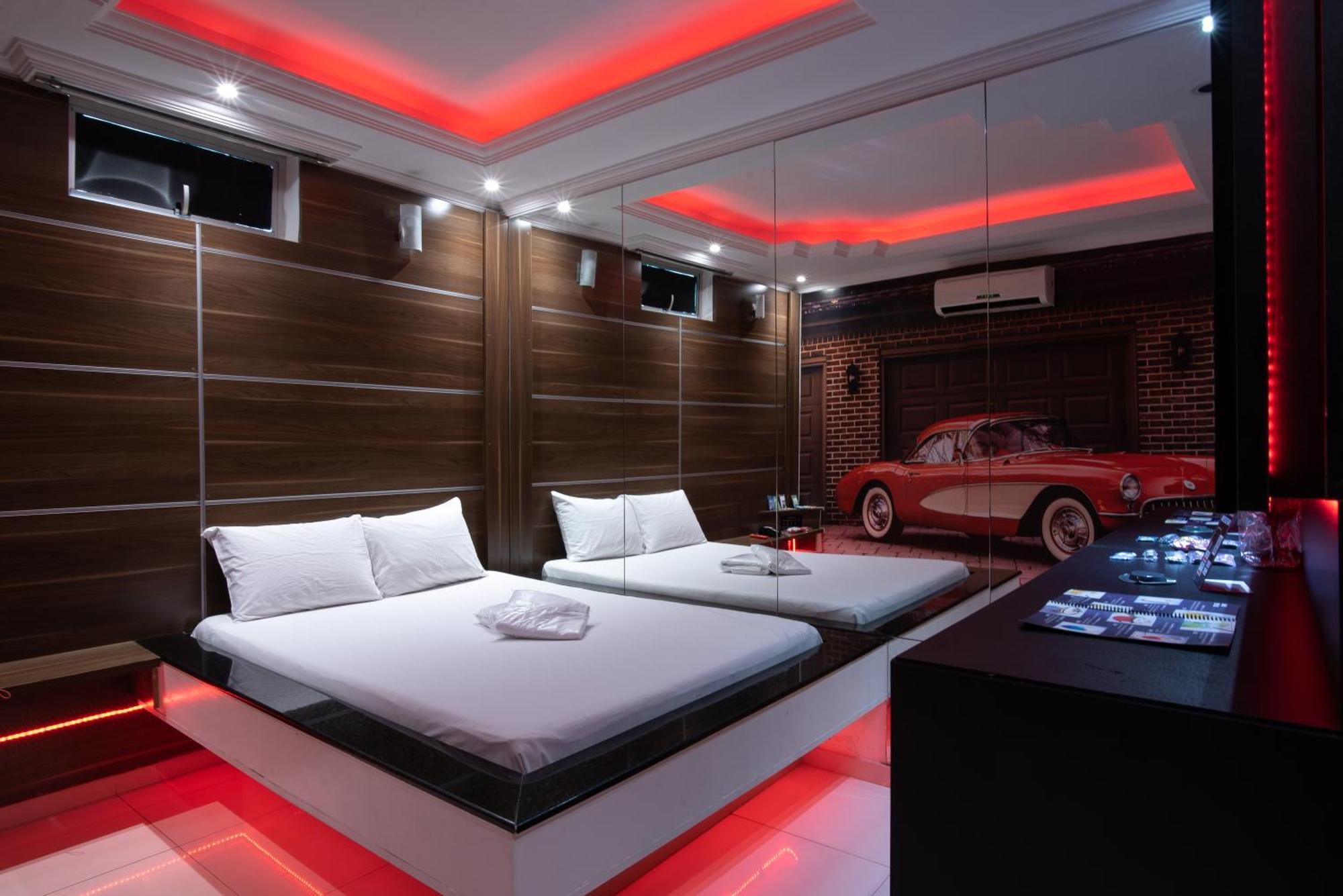 Motel Fantasy 2 (Adults Only) Contagem Buitenkant foto