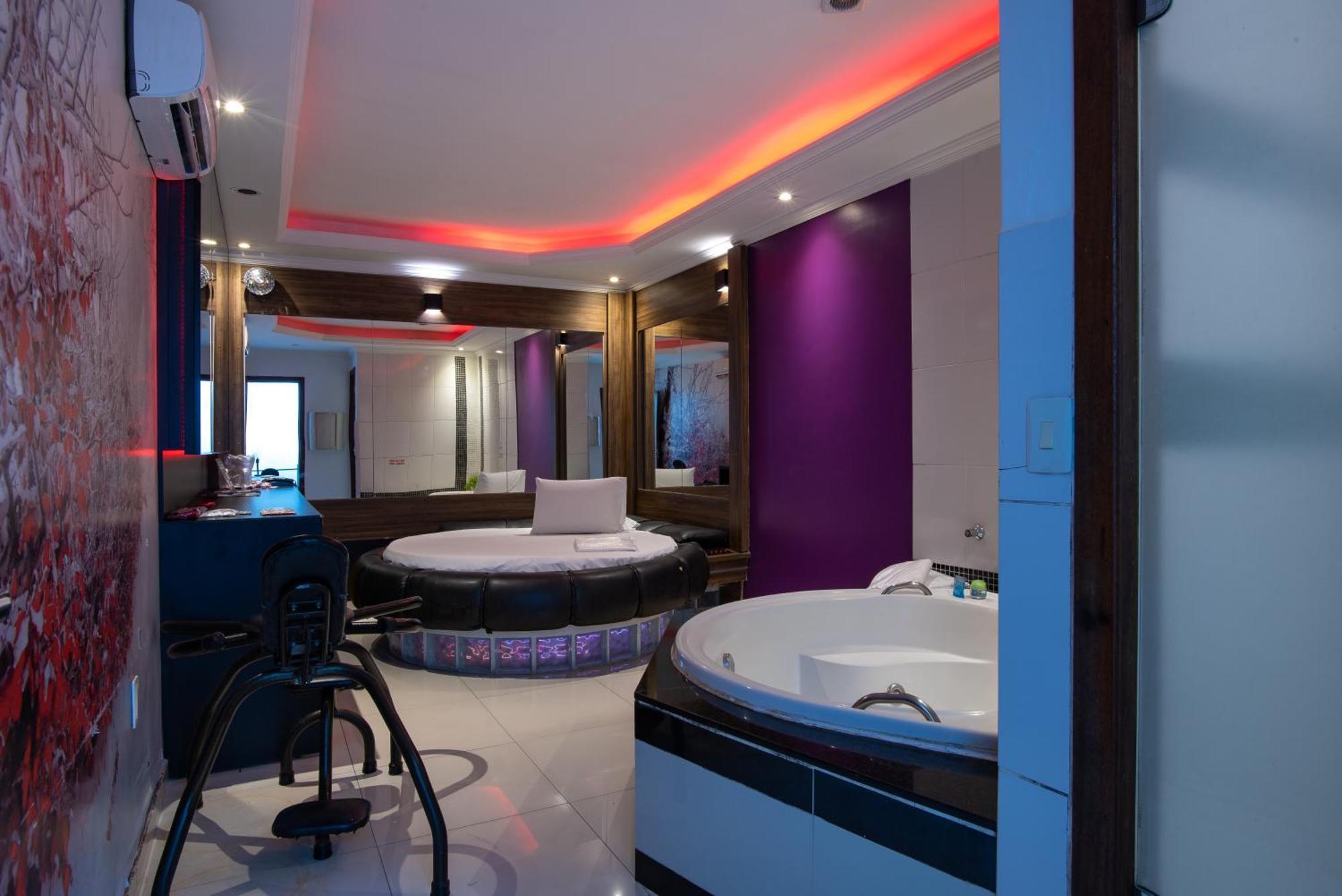 Motel Fantasy 2 (Adults Only) Contagem Buitenkant foto